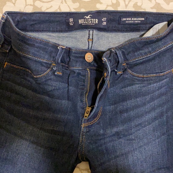 LOT * 3 Pairs of Hollister Jeans - Picture 9 of 9